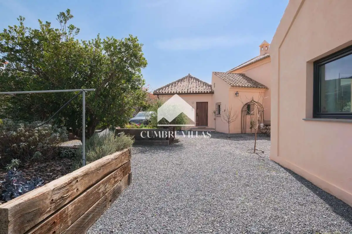Casa rústica amb jardí en venda a Ítrabo, imagen 63