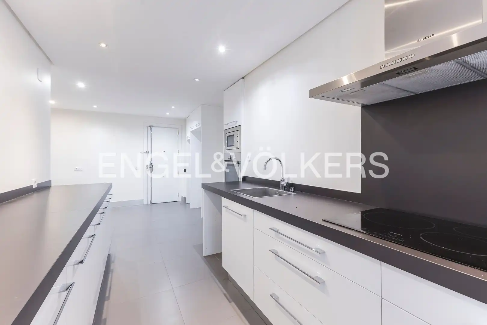 Kitchen of Flat for sale in Madrid  with Air Conditioner, Heating and Terrace