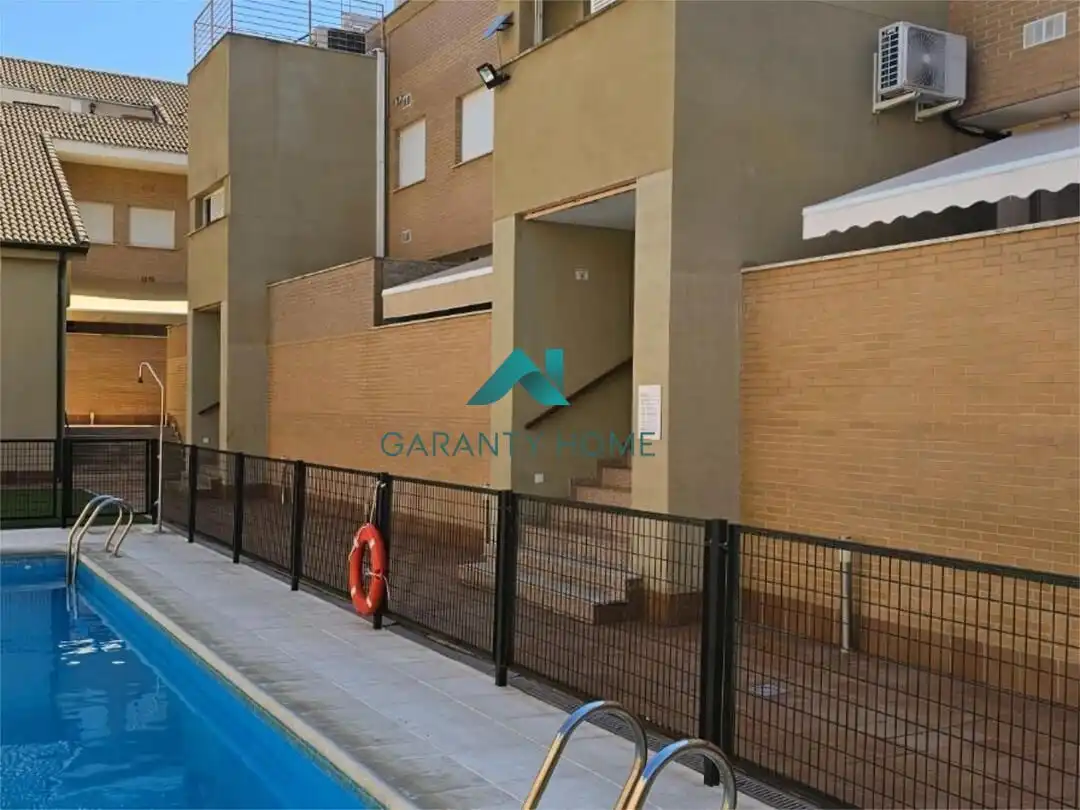 Adossat amb piscina en venda a Carretera de Sevilla - Los Montitos, imagen 3
