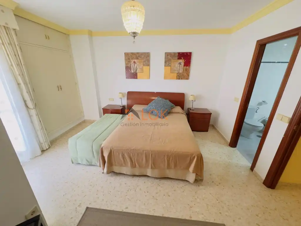 Dormitori de Pis en venda en Málaga amb Aire condicionat i Terrassa