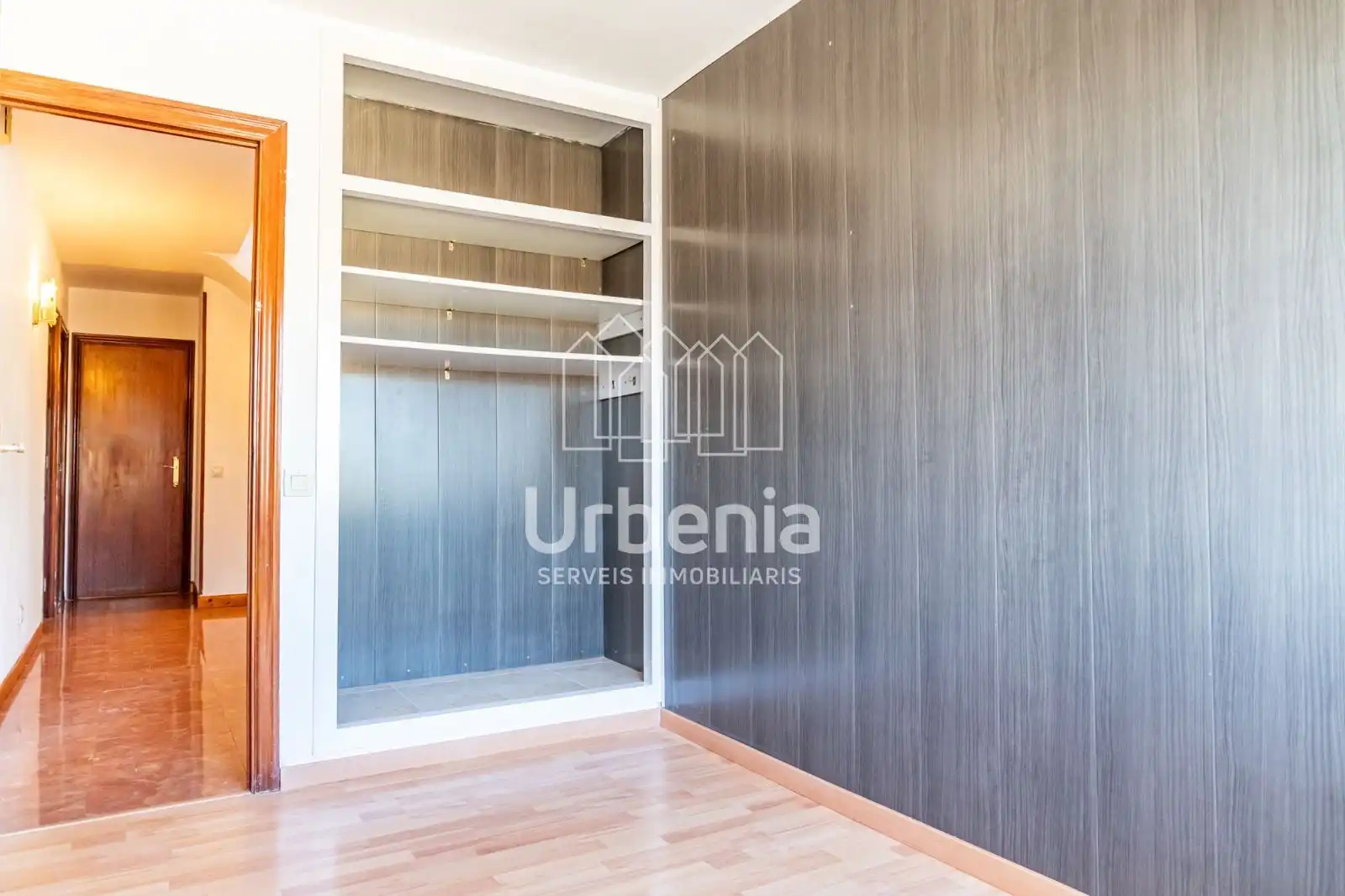 Habitación de Casa o chalet en venta en Premià de Dalt con Calefacción, Terraza y Trastero