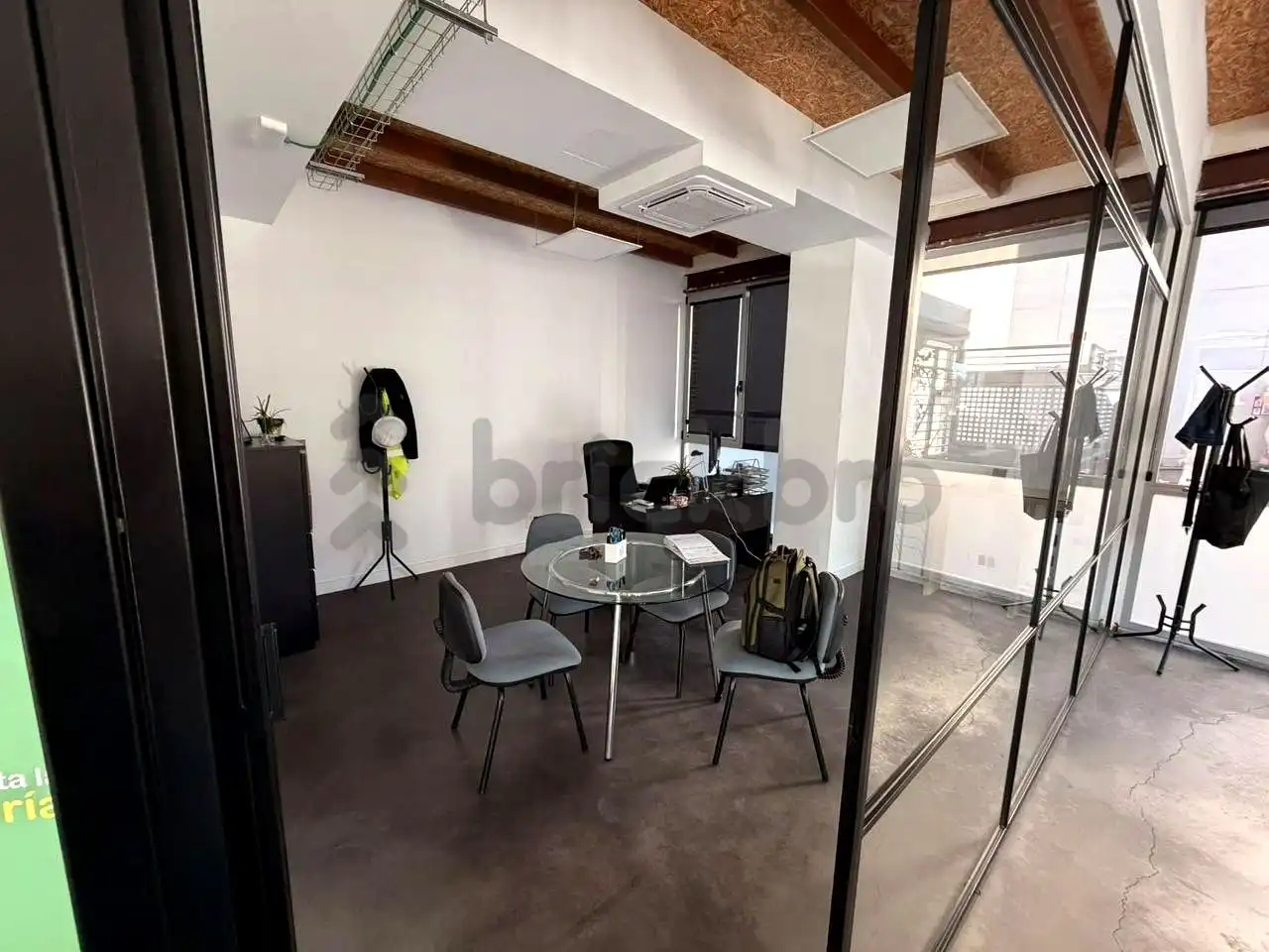 Büro zur Miete in Madrid mit Klimaanlage und Heizung