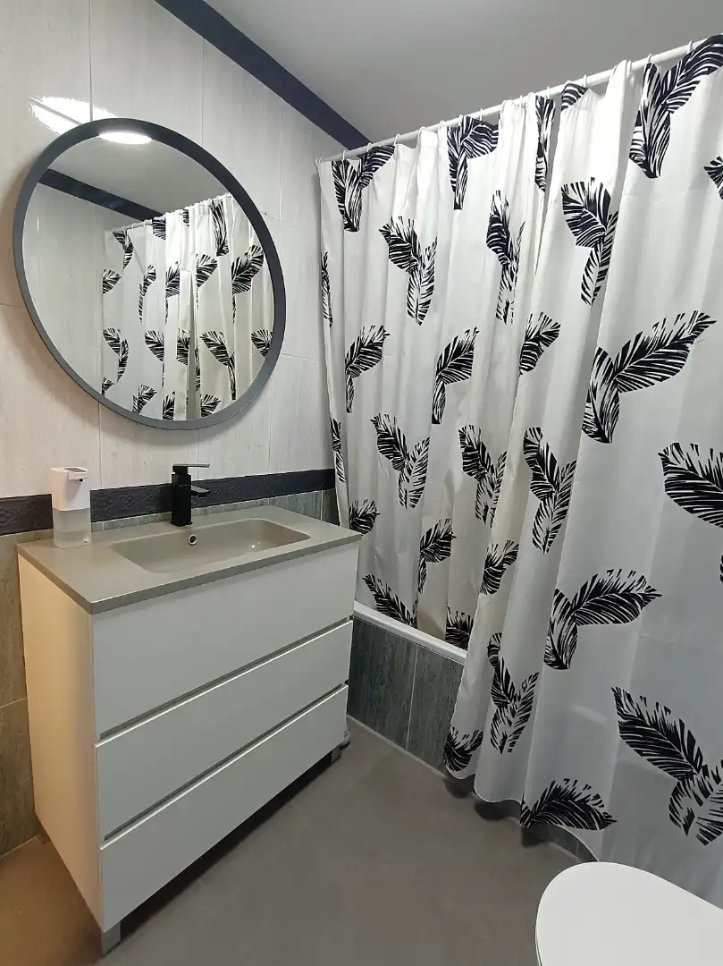 Baño de Piso en venta en Brunete con Aire acondicionado, Calefacción y Jardín privado