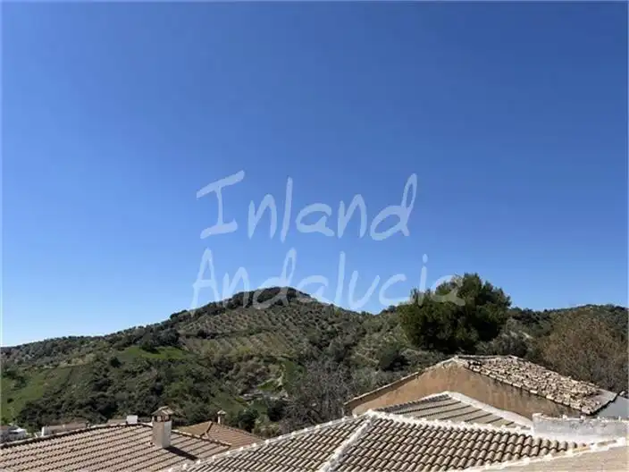 Casa adosada en venta en Frailes con Terraza, Trastero y Piscina