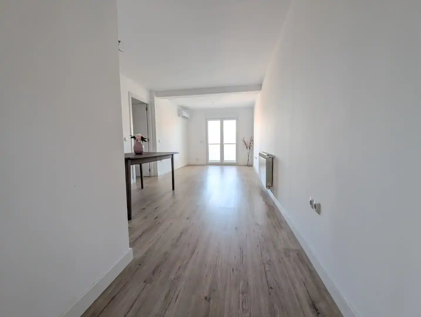 Sala d'estar de Pis en venda en  Madrid Capital amb Aire condicionat