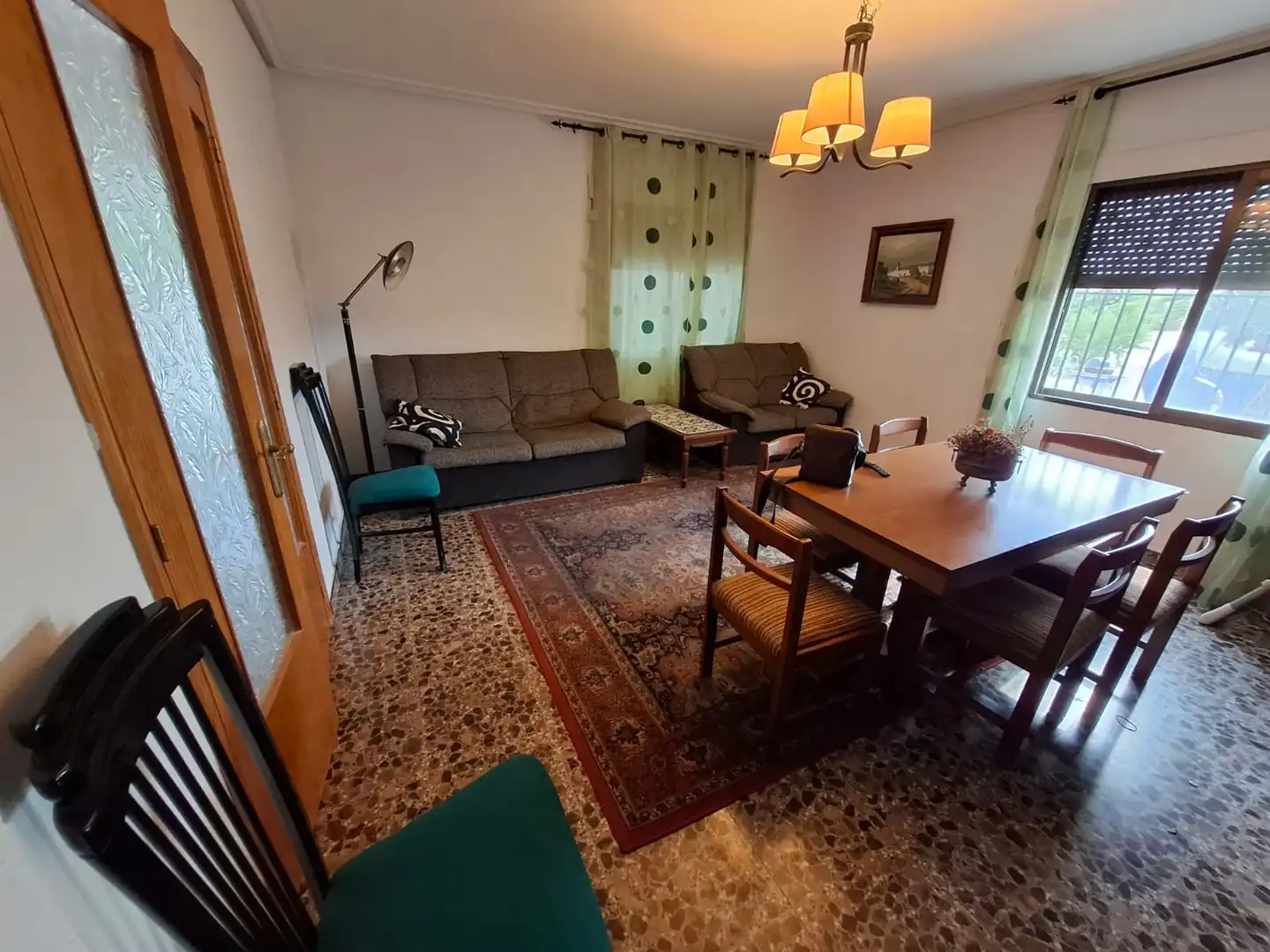 Sala d'estar de Casa o xalet en venda en Elche / Elx amb Jardí privat i Moblat