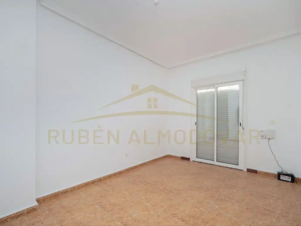 Flat for sale in Torrevieja