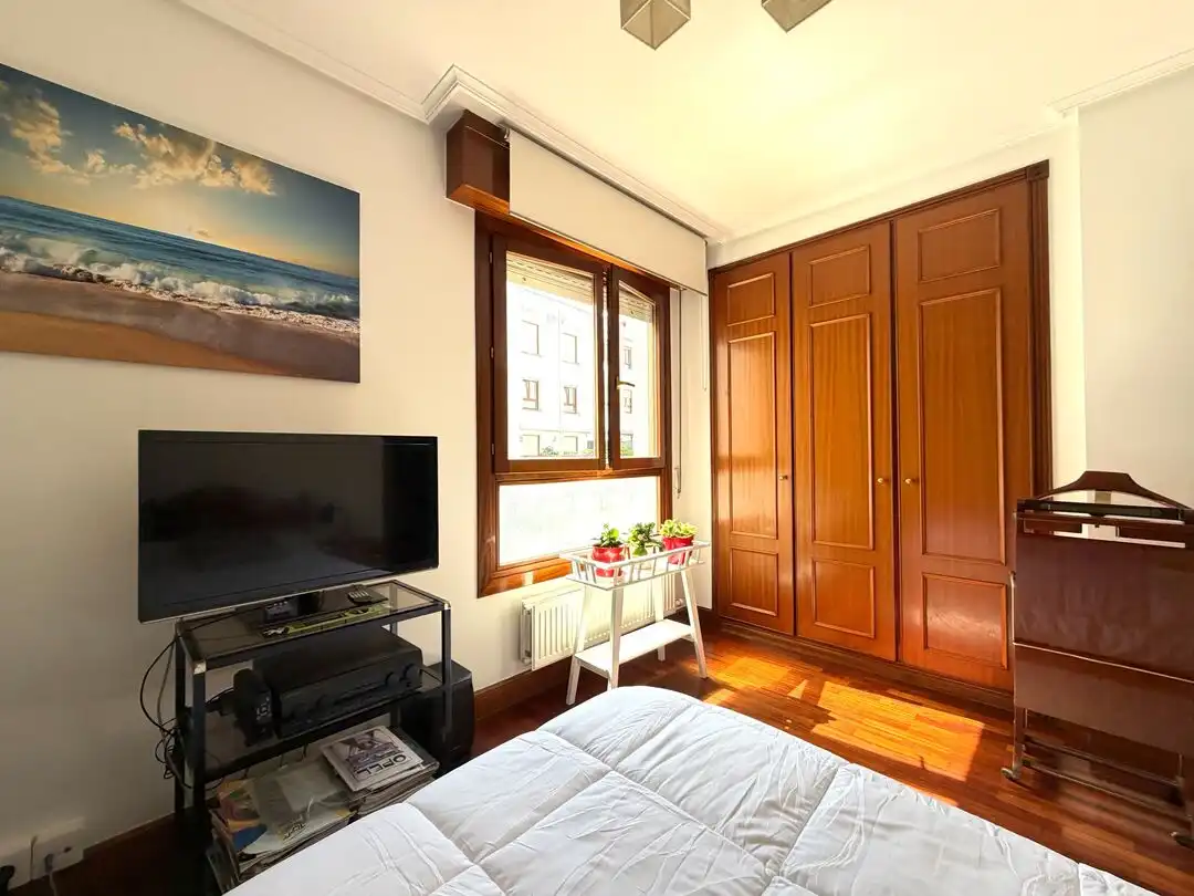 Habitación de Piso en venta en Sopela con Calefacción y Trastero