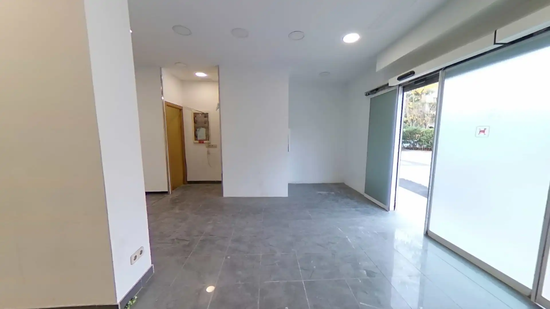 Local comercial en venta en Calle de Francisco Suárez