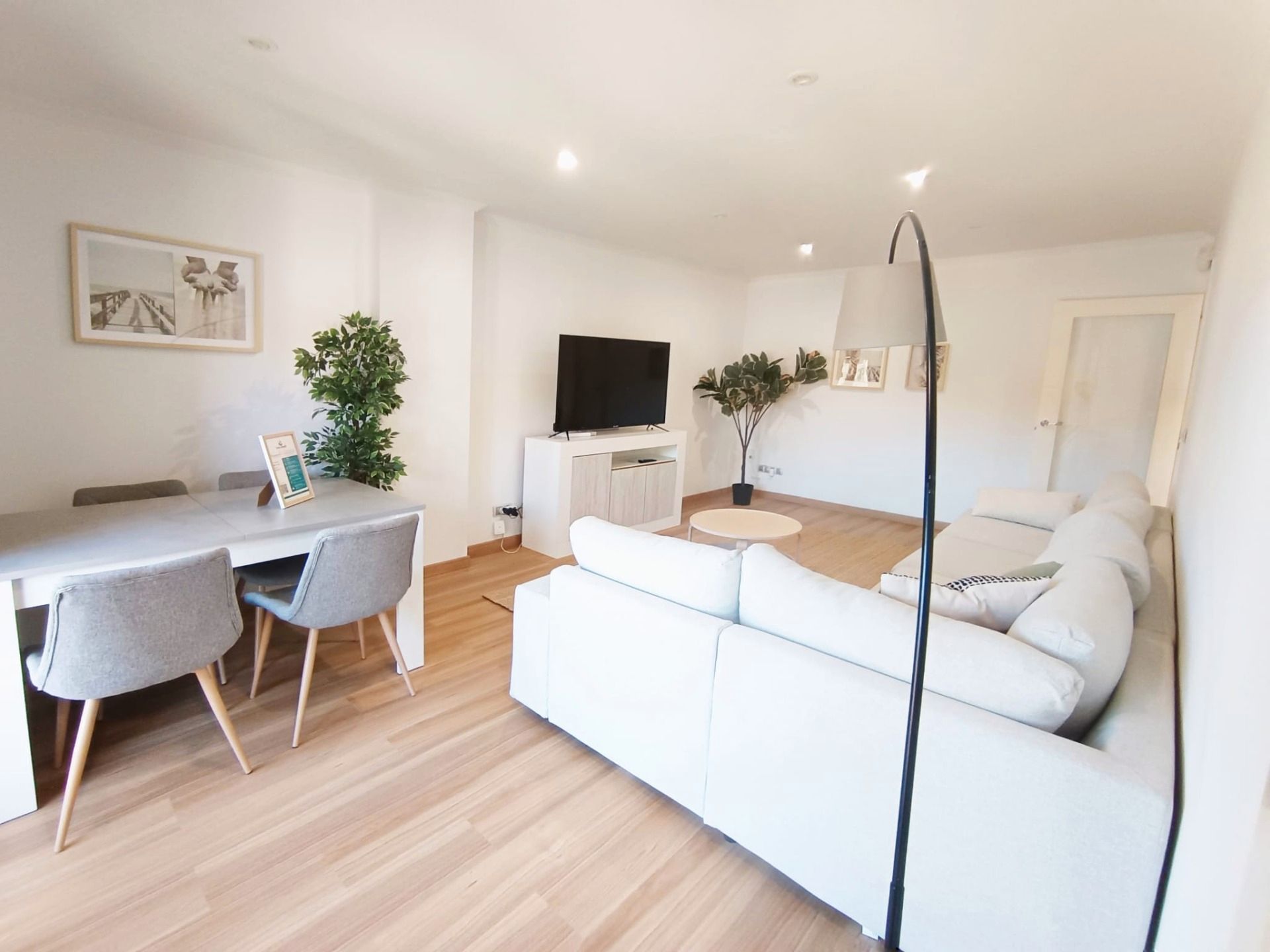 Living room of Flat for sale in Marín  with Heating, Terrace and Storage room