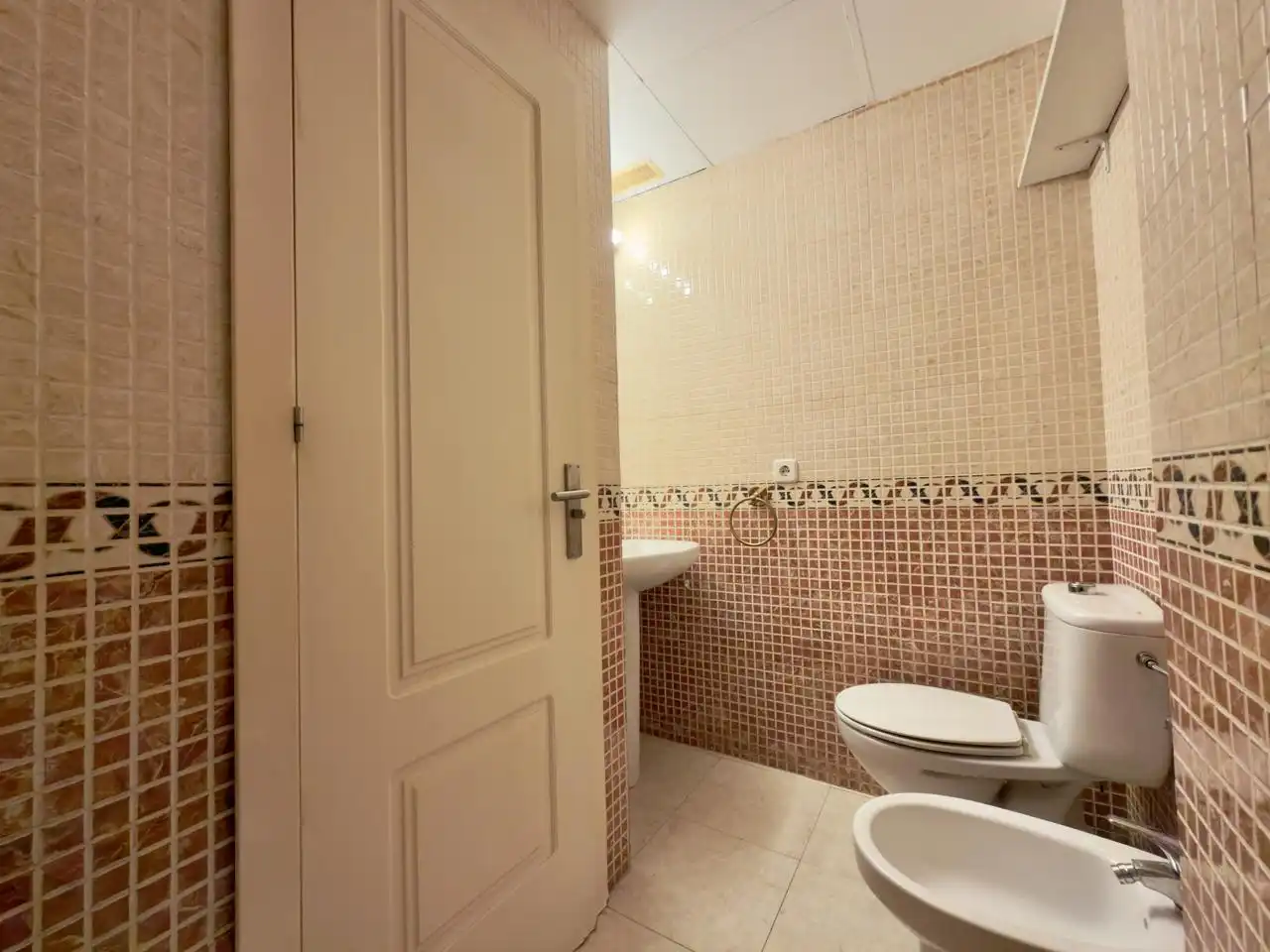 Bathroom of Duplexes for sale in Gelves