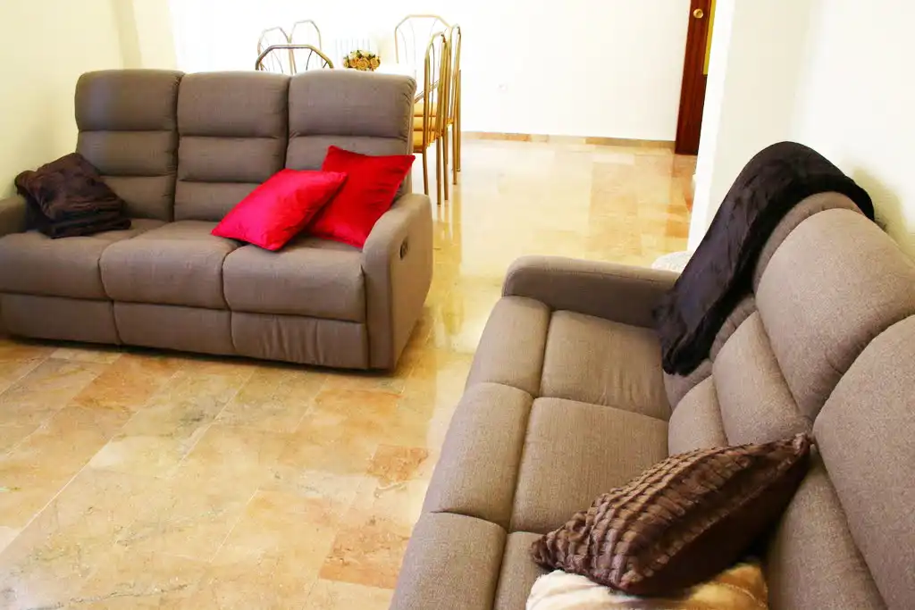 Sala de estar de Piso de alquiler en Granada con Aire acondicionado, Calefacción y Amueblado