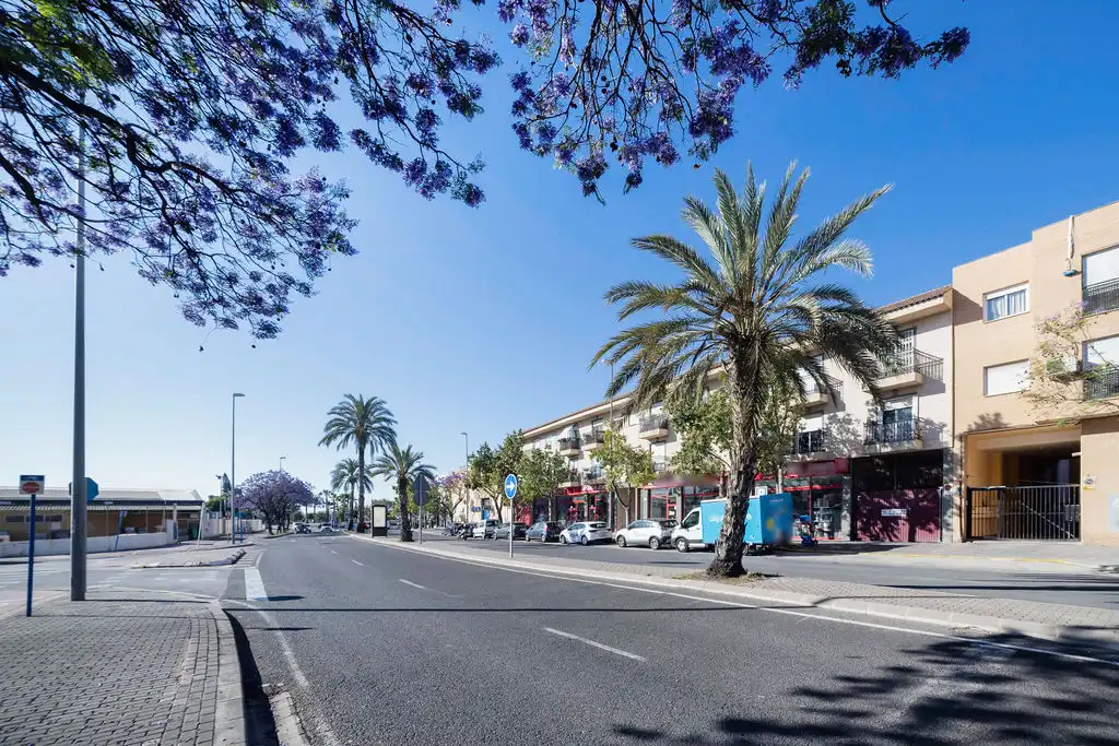 Vista exterior de Garaje en venta en Sant Joan d'Alacant