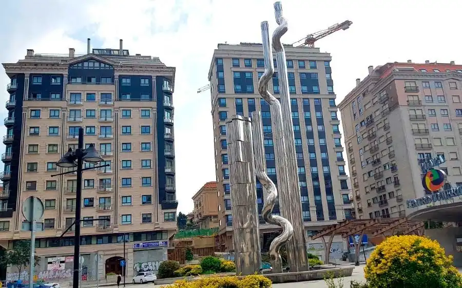 Außenansicht von Dachboden zur Miete in Vigo  mit Heizung, Parkett und Terrasse