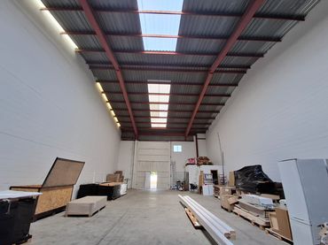 Nau industrial en venda a Carrer de Suècia