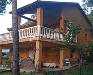 Vista exterior de Casa o xalet en venda en San Martín de Valdeiglesias amb Terrassa