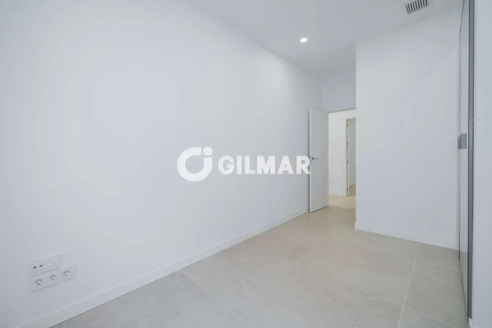 Piso en venta en Madrid con Calefacción