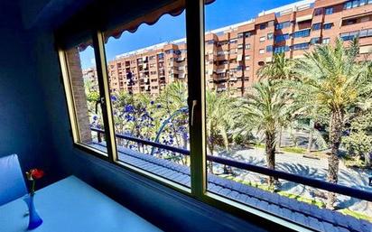 Bedroom of Flat for sale in Alicante / Alacant  with Terrace, Furnished and Balcony