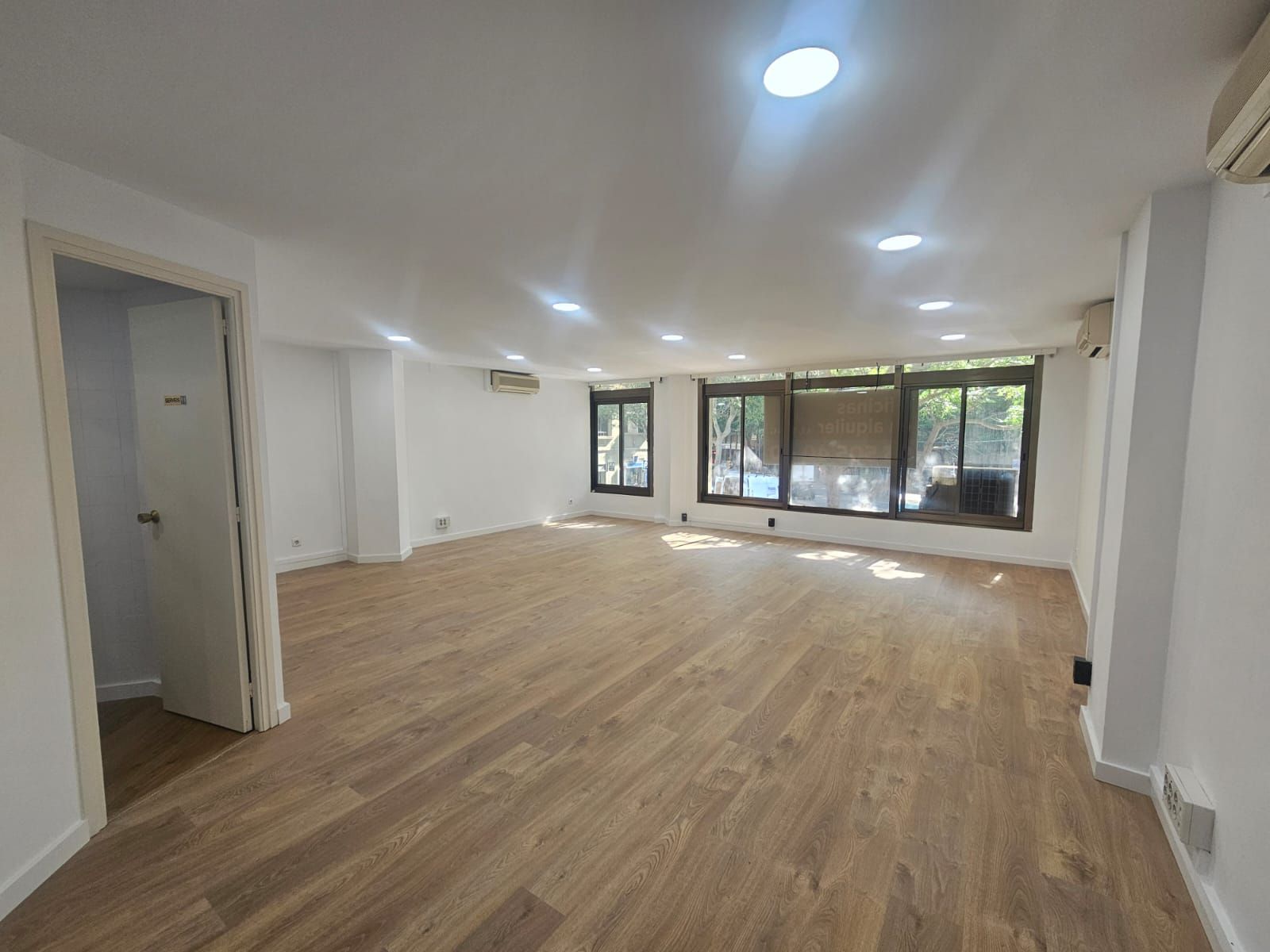 Office for sale in  Barcelona Capital