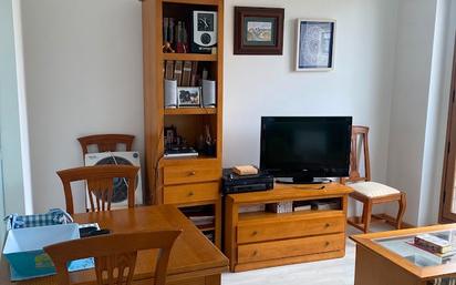 Living room of Apartment for sale in Villaquilambre  with Heating, Furnished and Oven
