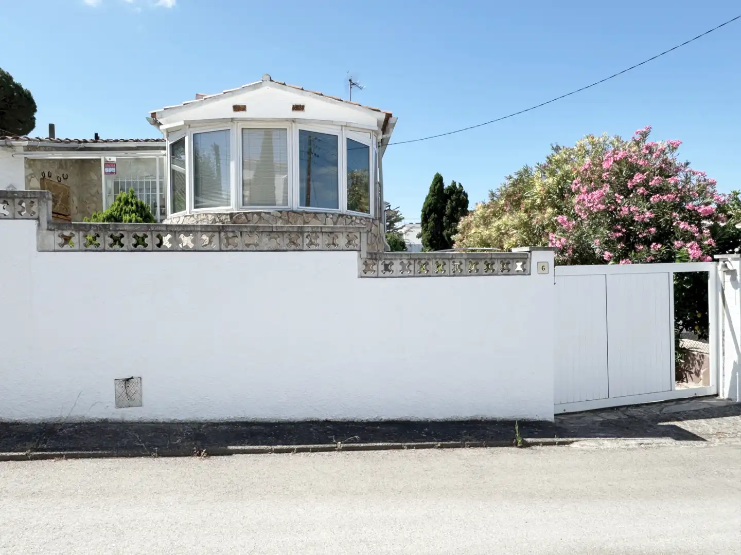 Exterior view of Houses for sale in L'Escala  with Private garden, Terrace and Alarm