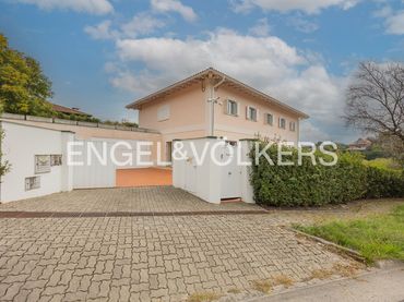 House with pool for sale in Mungia
