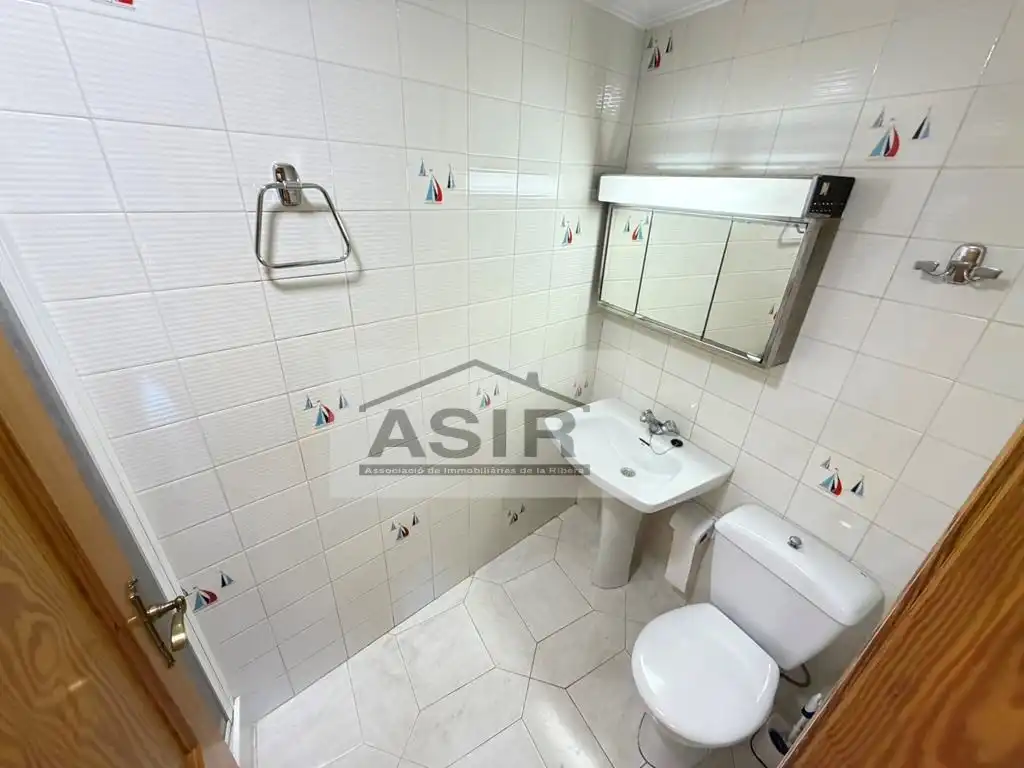 Bany de Casa o xalet en venda en Alzira amb Aire condicionat i Terrassa