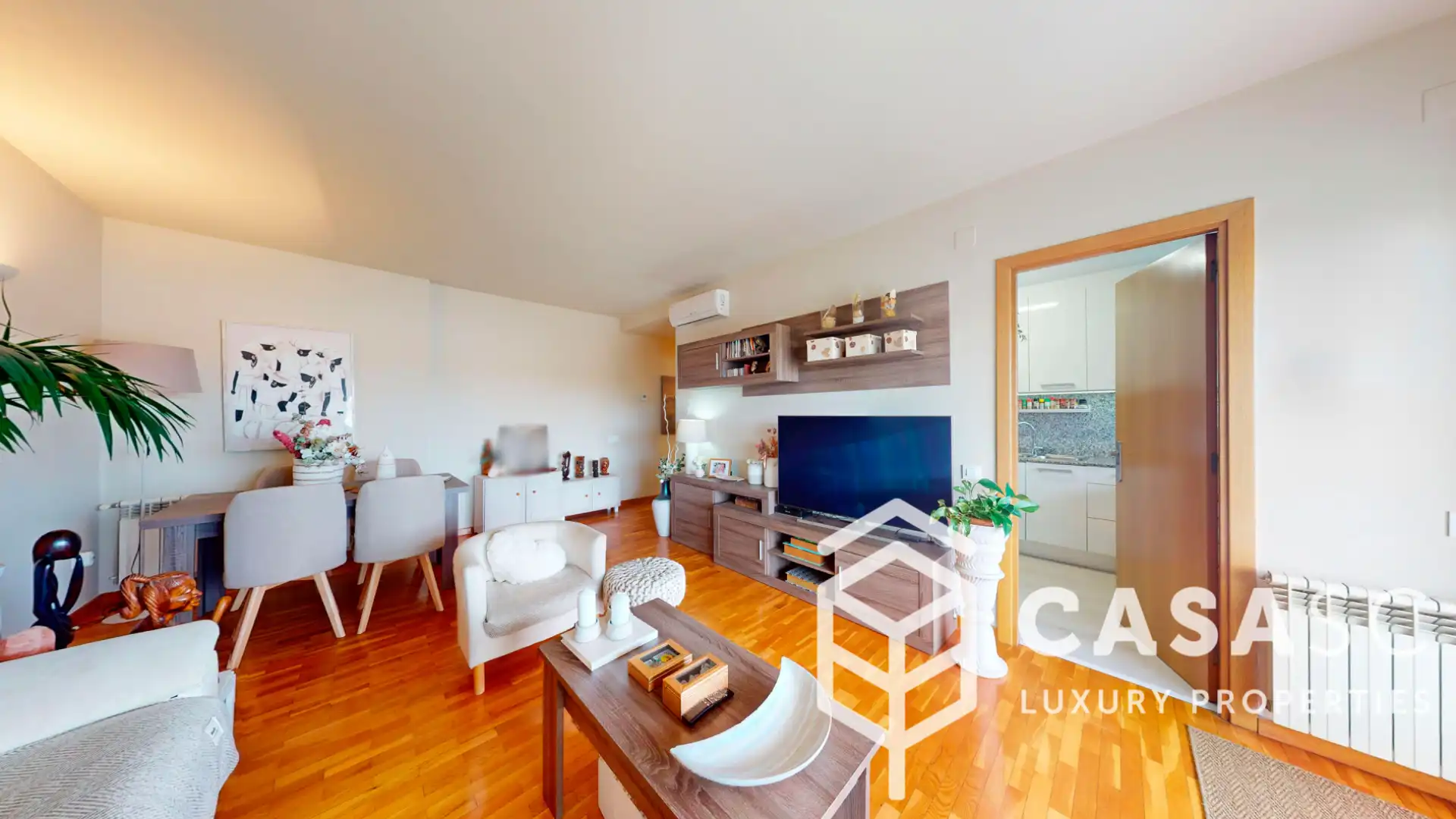 Living room of Attic for sale in Sant Cugat del Vallès  with Air Conditioner, Heating and Parquet flooring