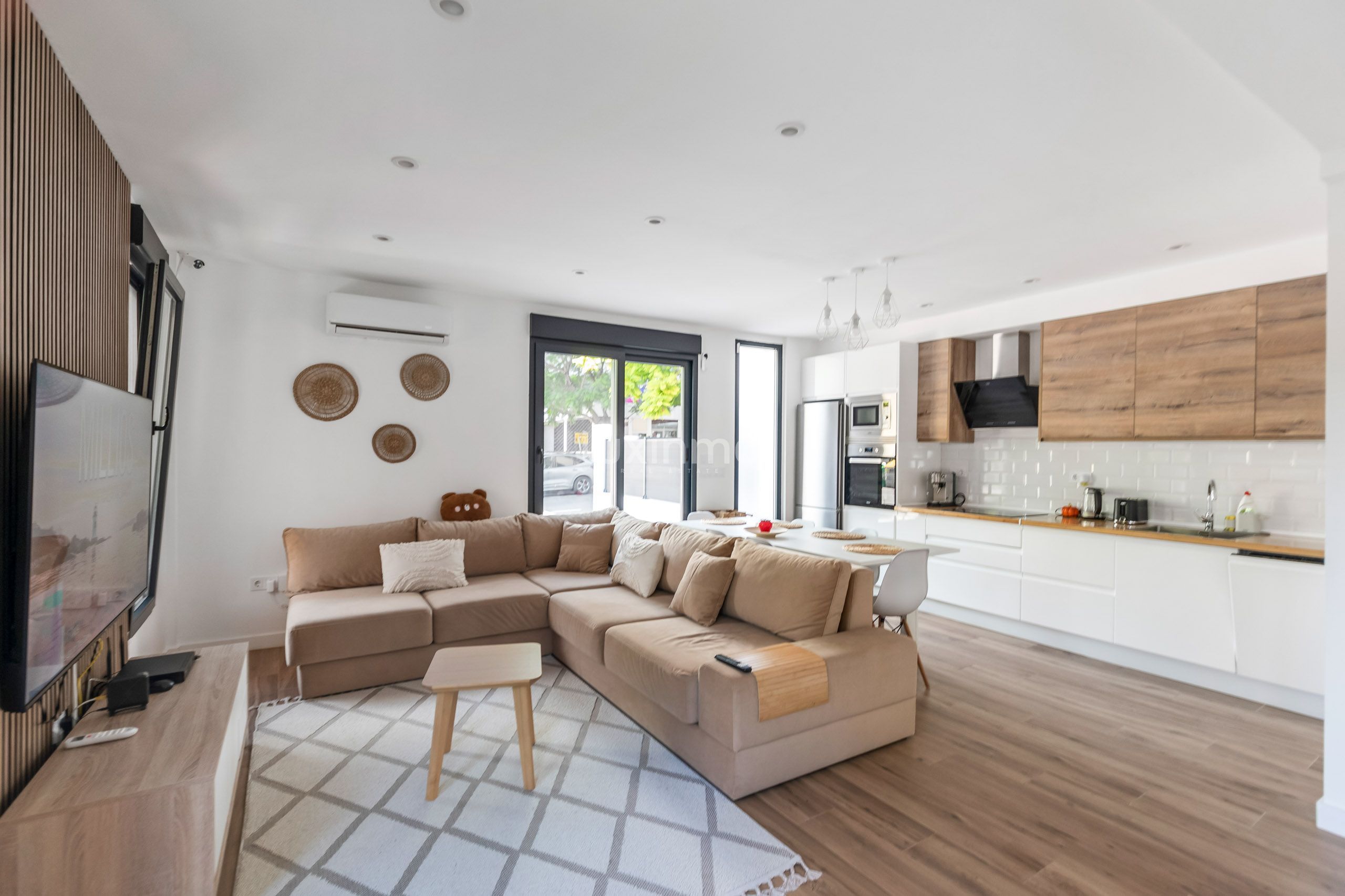 Sala de estar de Dúplex en venta en Benidorm con Aire acondicionado, Calefacción y Jardín privado