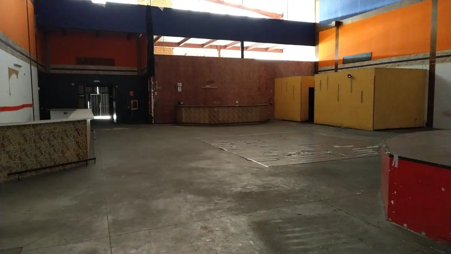 Nau industrial en venda en Avilés