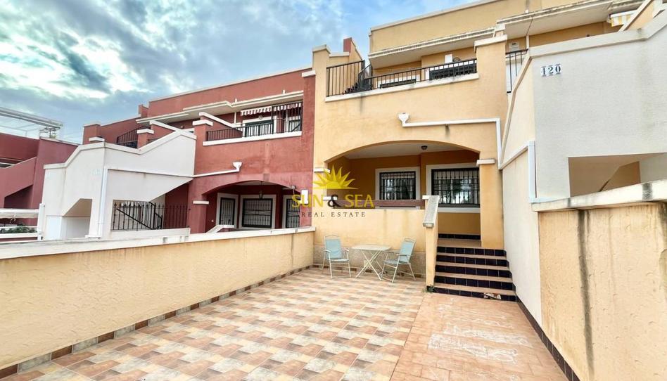 Foto 1 de Casa o xalet de lloguer a Los Almendros, Alicante