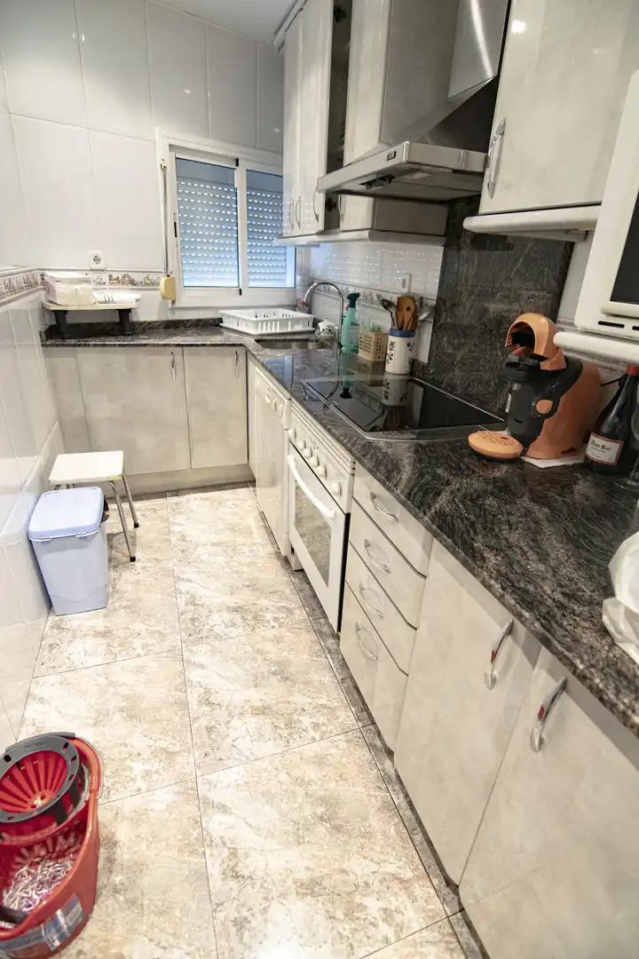 Cocina de Piso en venta en  Barcelona Capital con Calefacción