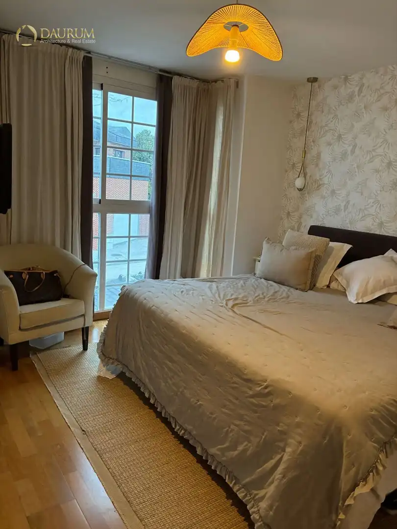 Habitación de Casa adosada en venta en Rivas-Vaciamadrid con Aire acondicionado, Calefacción y Jardín privado