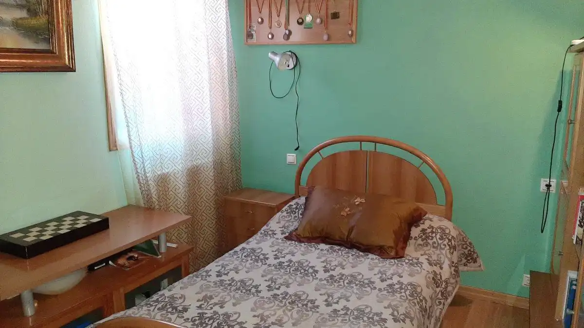 Habitación de Casa o chalet en venta en Valdepeñas con Calefacción, Terraza y Piscina