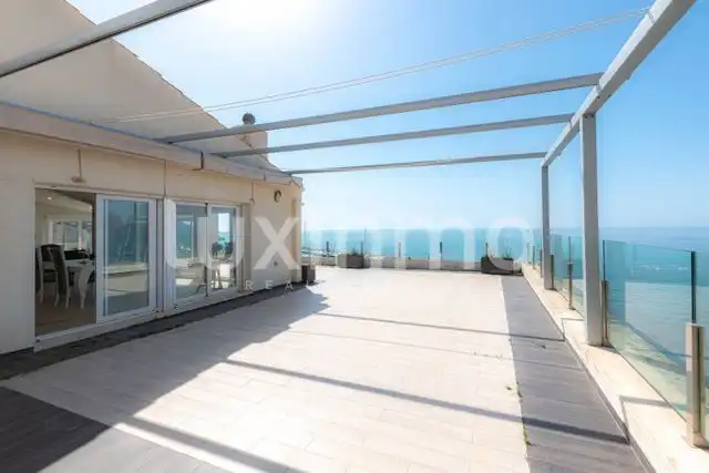 Terrasse von Dachboden zum Verkauf in Altea mit Klimaanlage, Heizung und Privatgarten
