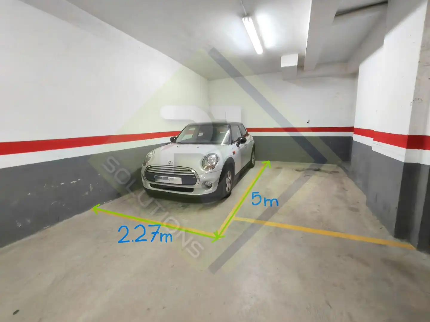 Parking de Ático en venta en Canet de Mar con Calefacción, Terraza y Horno
