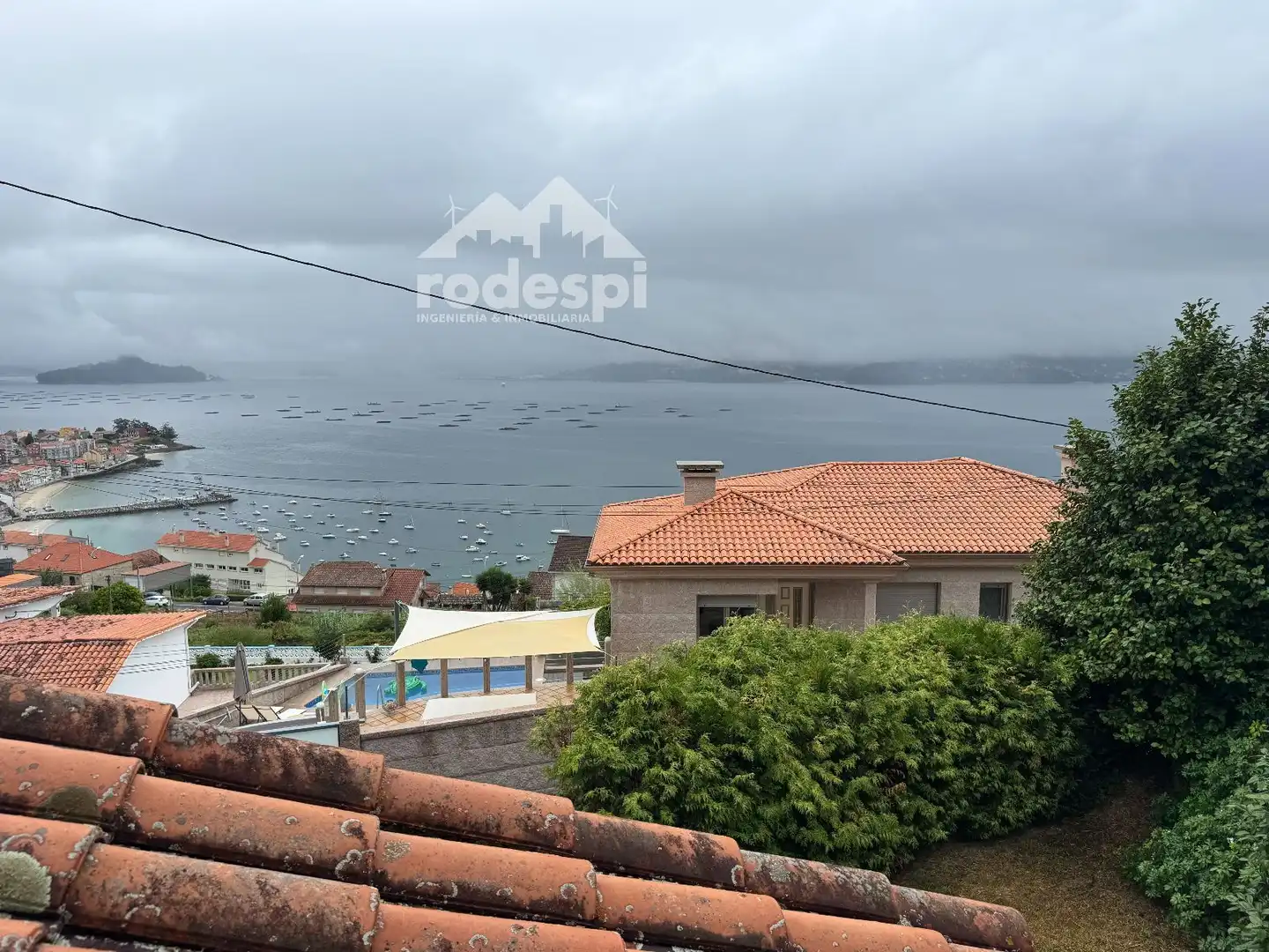 Außenansicht von Haus oder Chalet zum Verkauf in Sanxenxo mit Heizung, Abstellraum und Möbliert