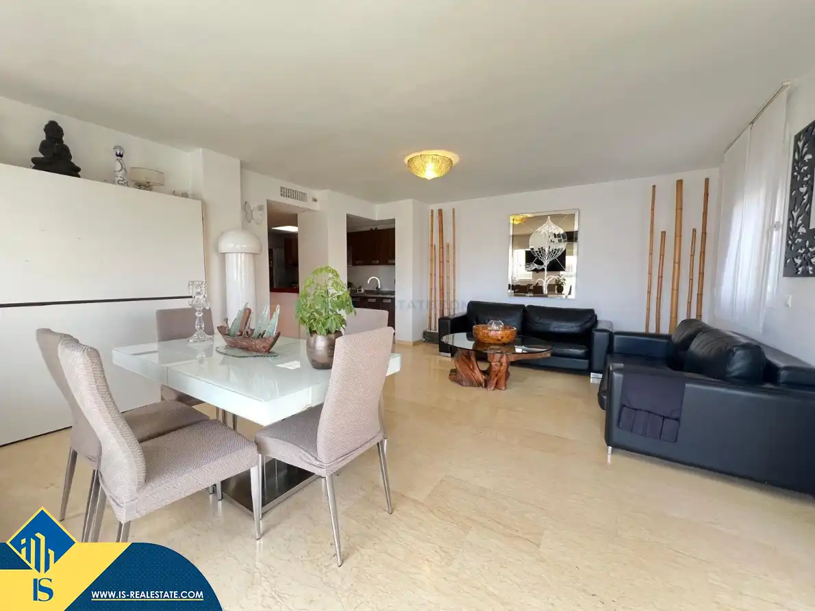Attique avec terrasse à vendre à Ses Figueretes - Platja d'en Bossa - Cas Serres