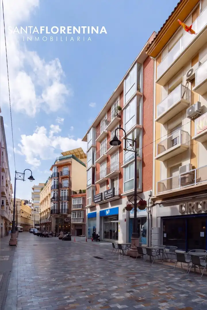 Vista exterior de Pis en venda en Cartagena ciudad