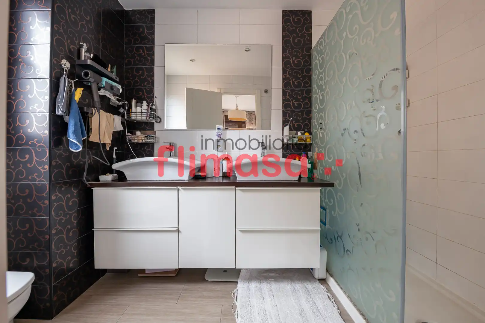 Bathroom of Detached homes for sale in Villaviciosa de Odón  with Air Conditioner, Heating and Terrace
