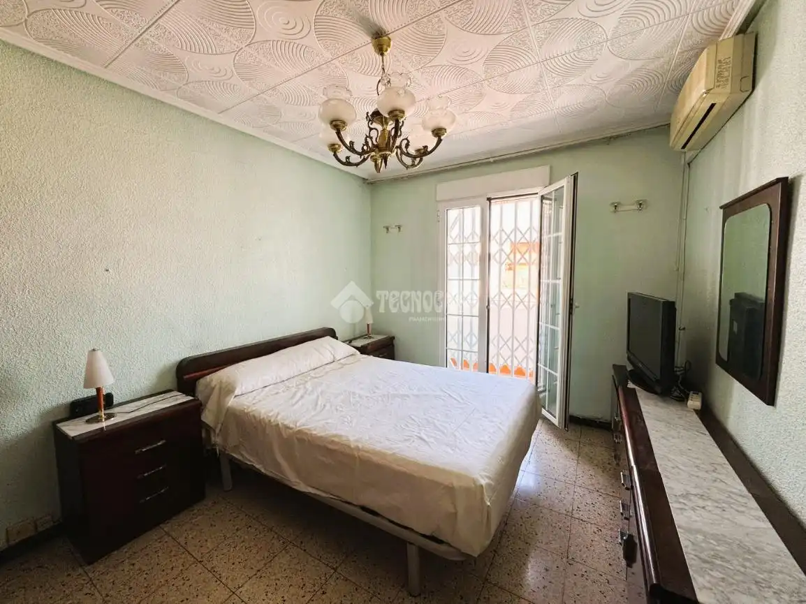Habitación de Piso en venta en Zaragoza con Calefacción y Parquet