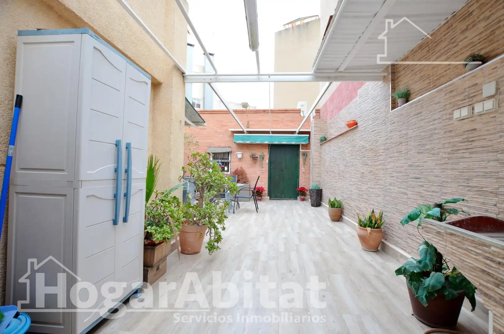 Vista exterior de Piso en venta en Alicante / Alacant con Aire acondicionado, Calefacción y Terraza