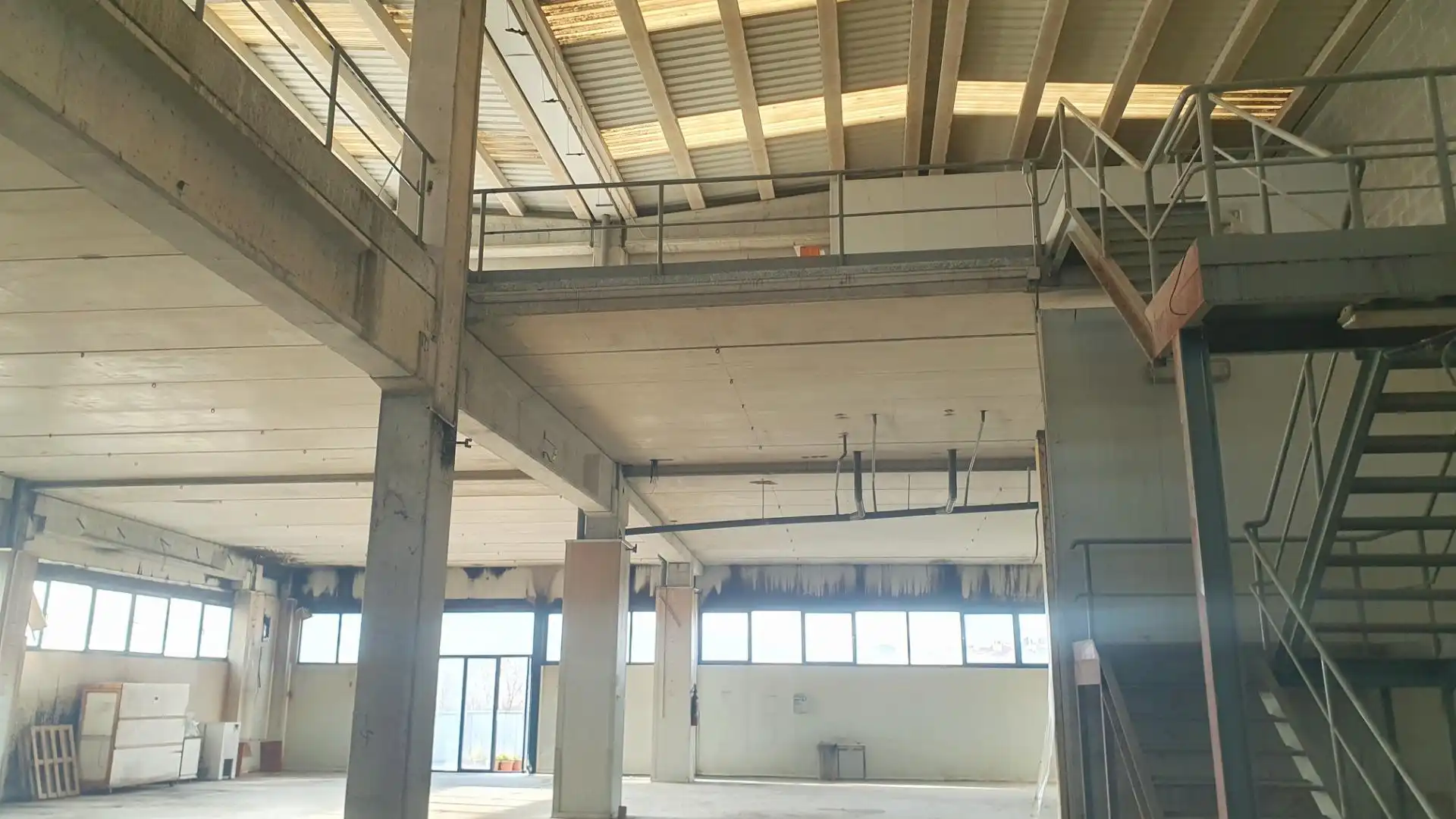 Nau industrial en venda en Basauri 
