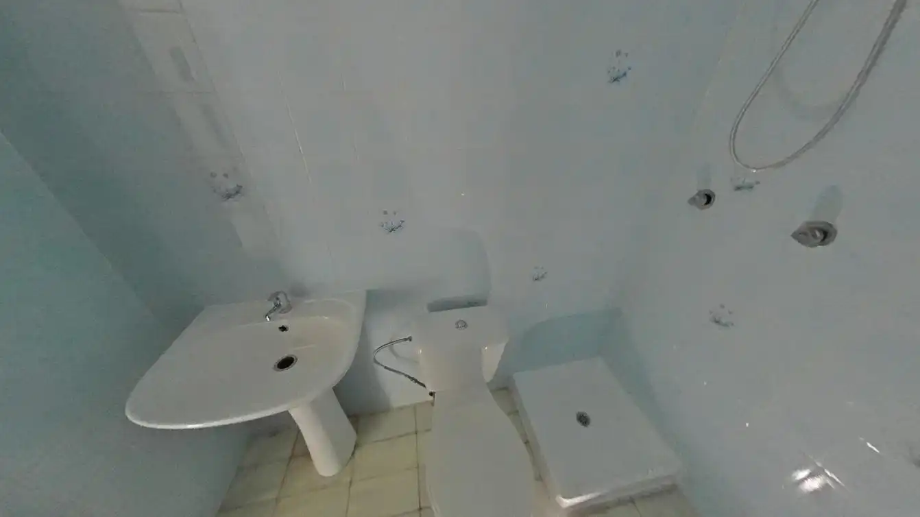 Bany de Pis en venda en Alicante / Alacant