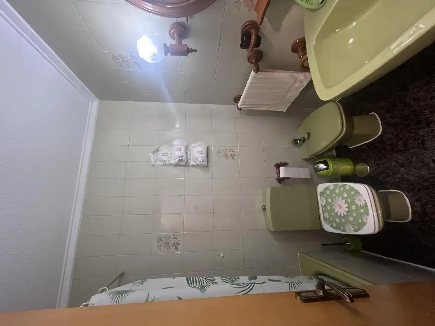 Baño de Piso de alquiler en Elche / Elx con Amueblado y Balcón