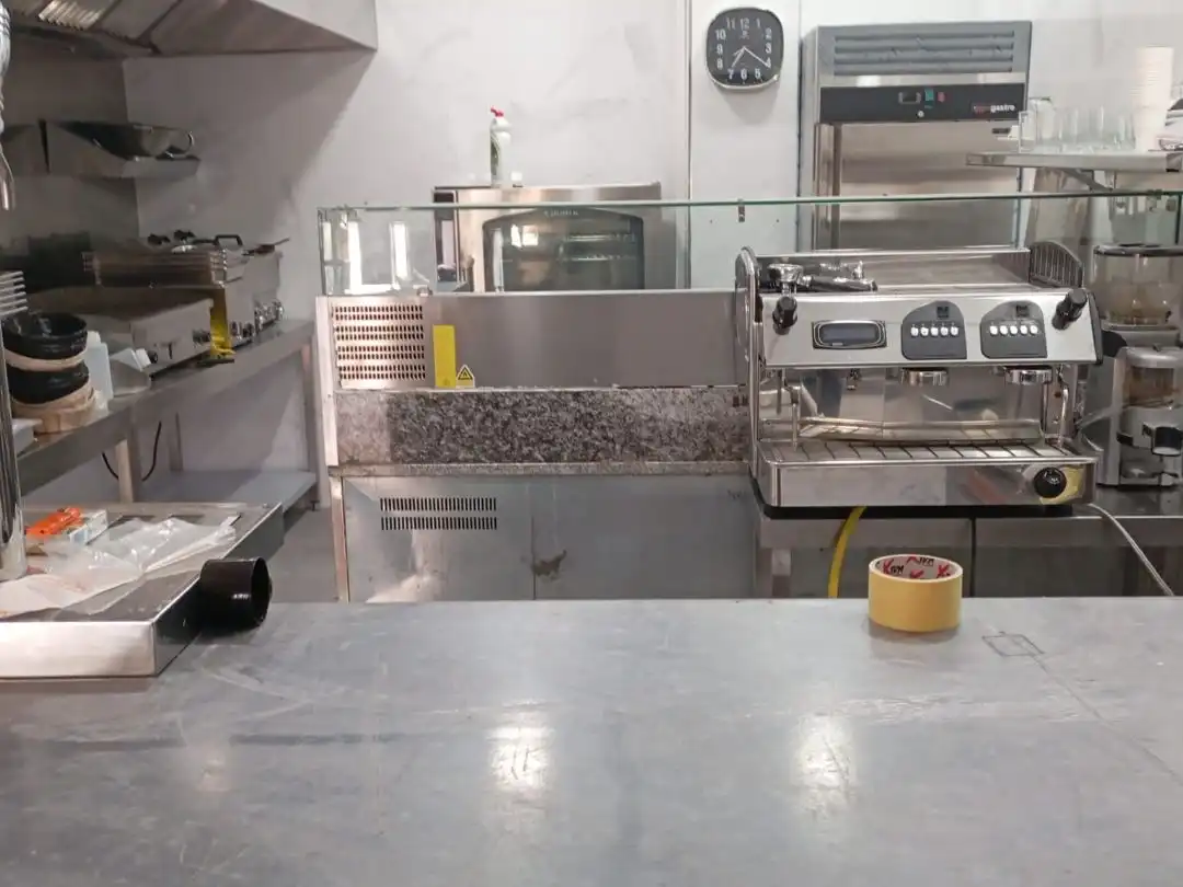 Business premises for transfer in Avenida de la Libertad 18, imagen 8