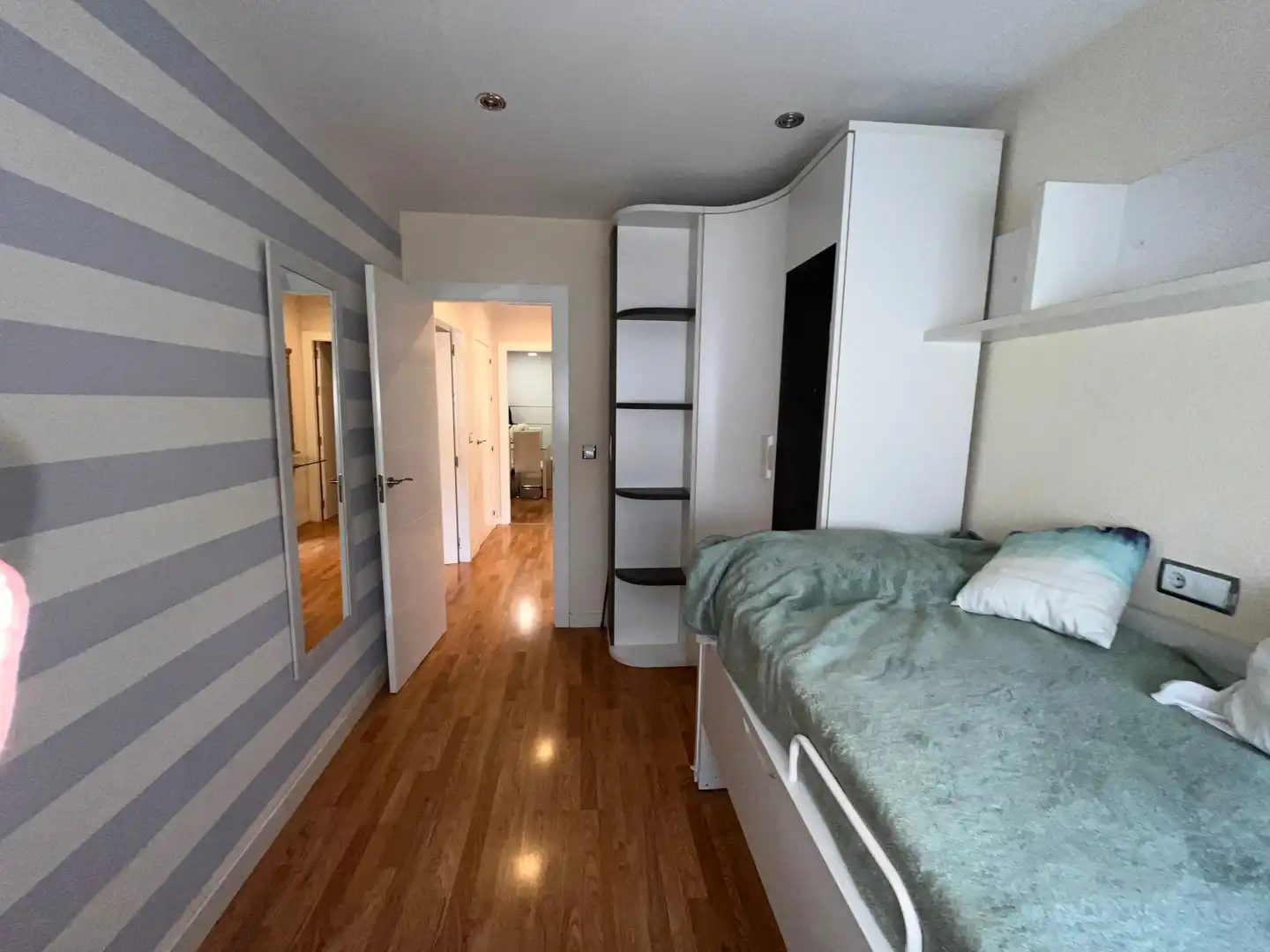 Habitación de Casa adosada en venta en Cartagena con Aire acondicionado, Calefacción y Jardín privado