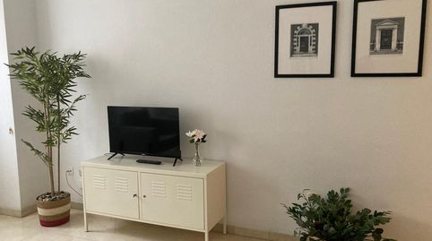 Foto 3 de Apartamento de alquiler en Calle José María Moreno Galván, 18, La Calzada - La Florida, Sevilla Capital
