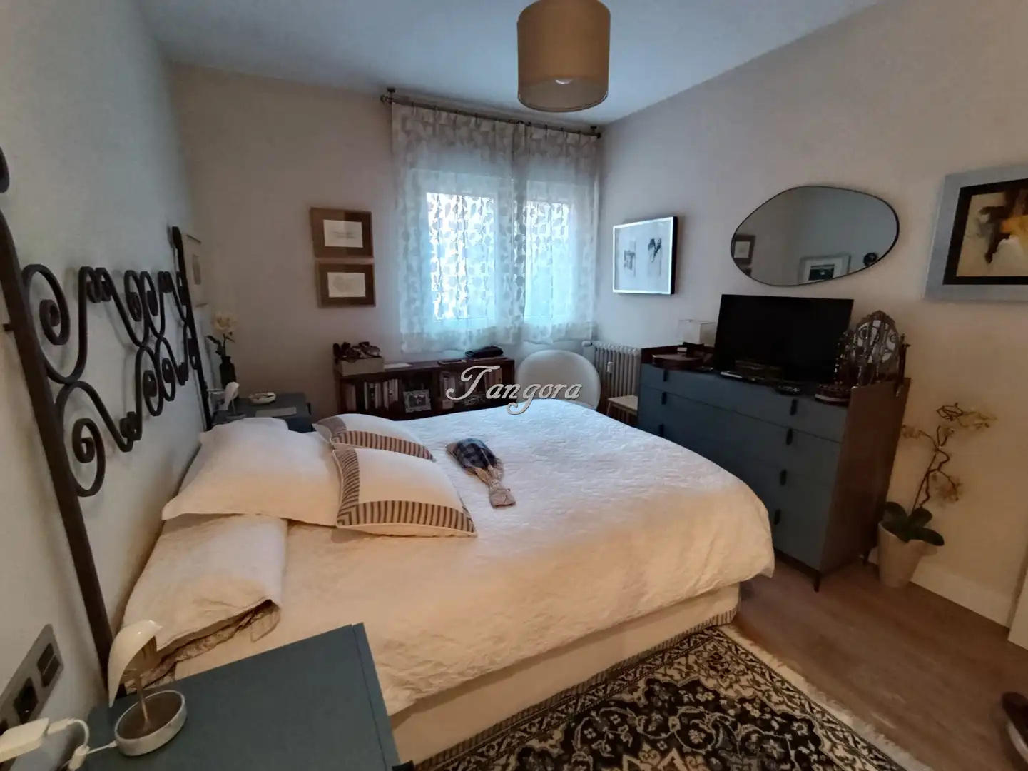 Dormitori de Pis en venda en Getxo  amb Calefacció, Parquet i Terrassa