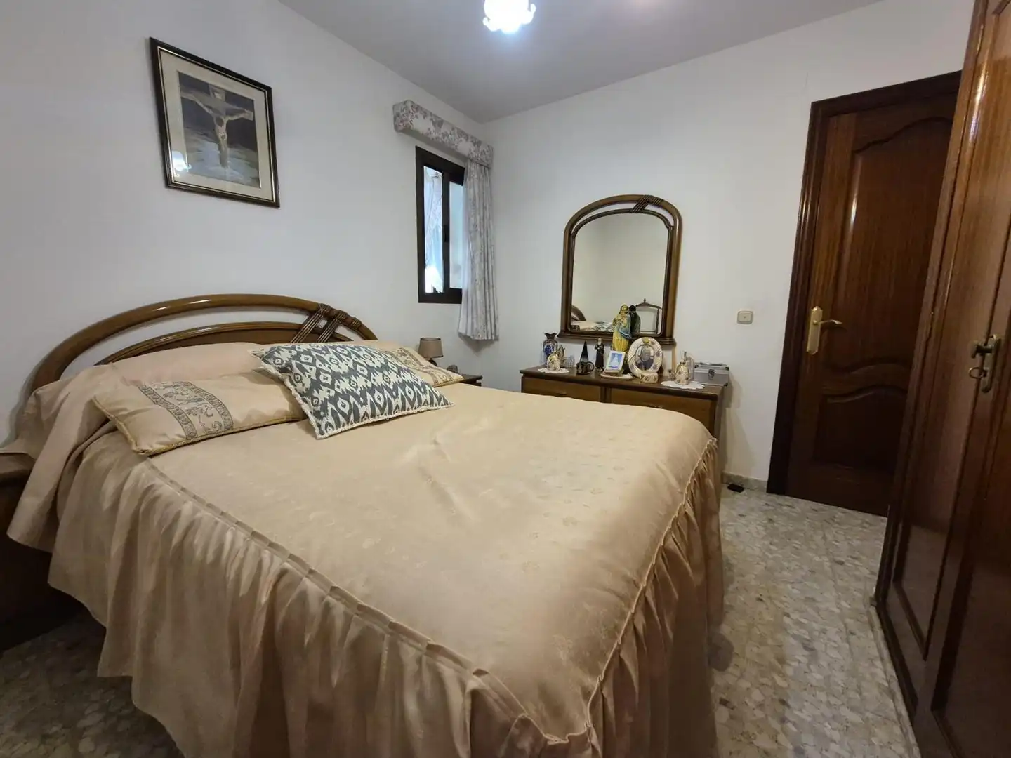 Dormitori de Apartament en venda en Estepona